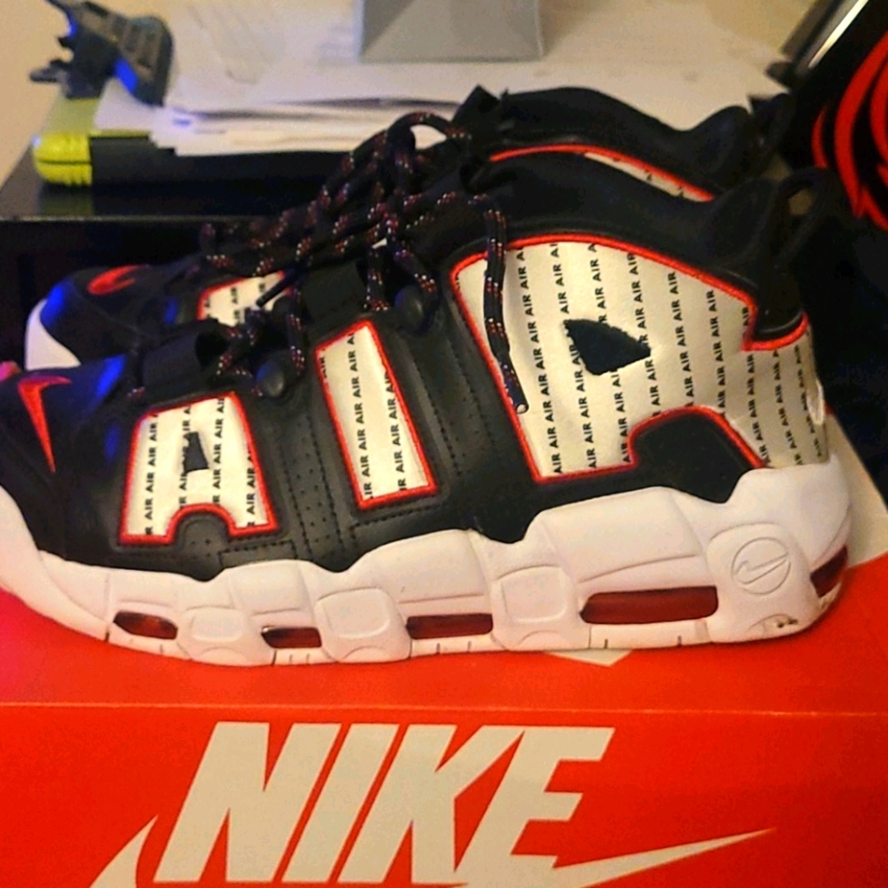 Nike uptempo